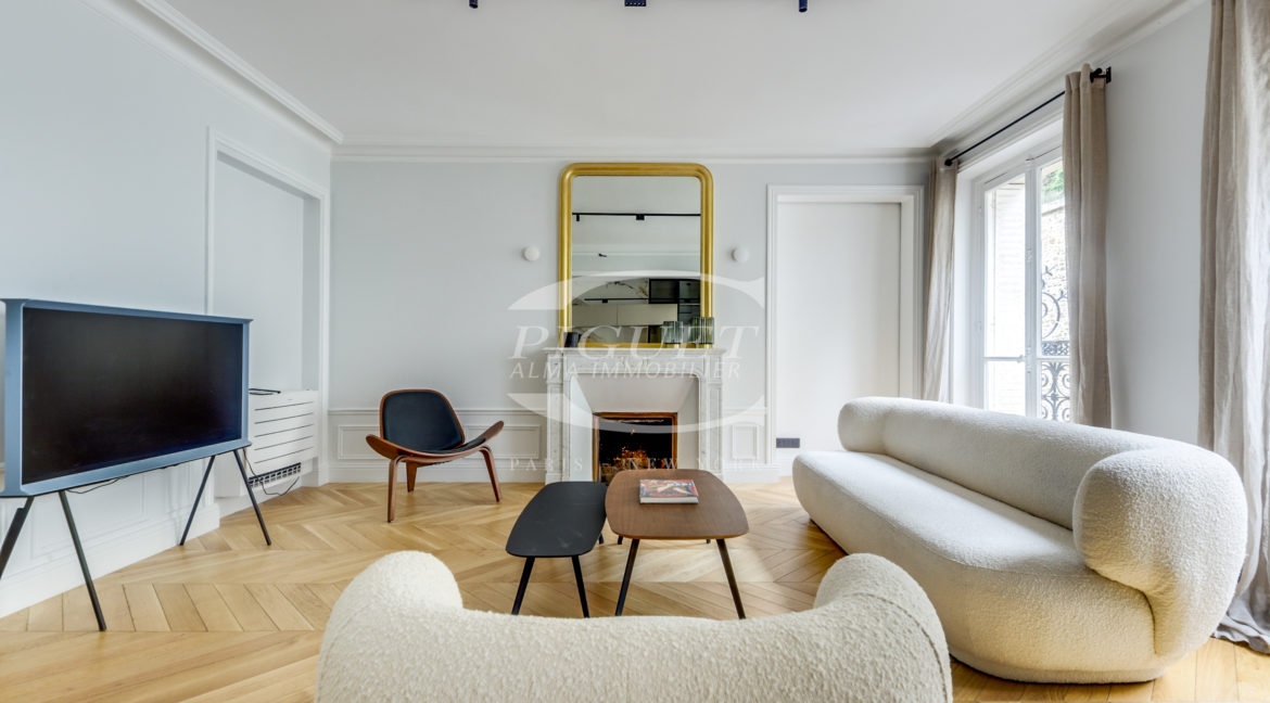 3 rue Fresnel - 75116 Paris - LOGO - 10