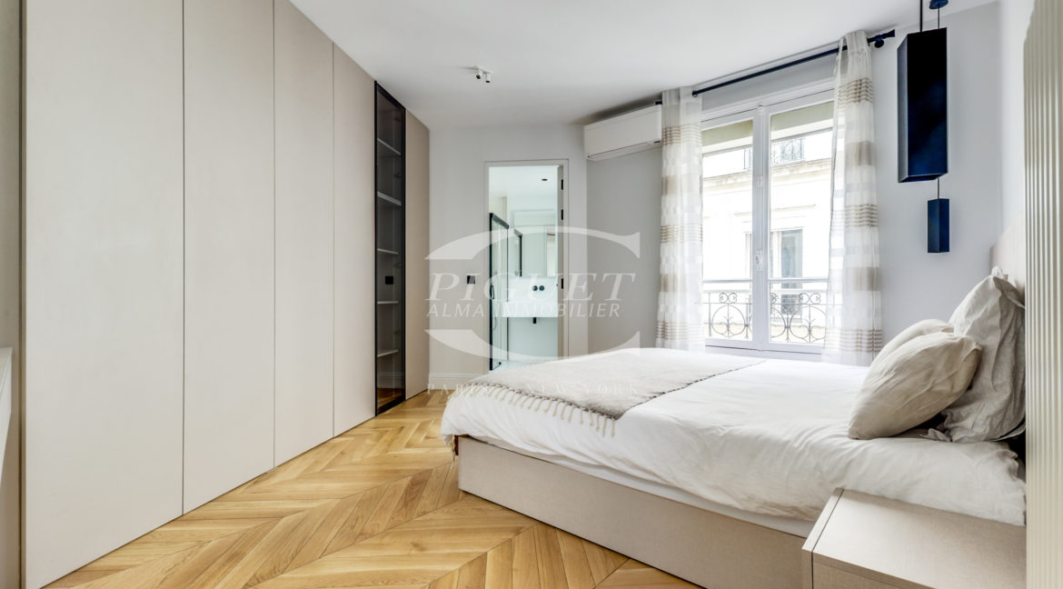 3 rue Fresnel - 75116 Paris - LOGO - 2
