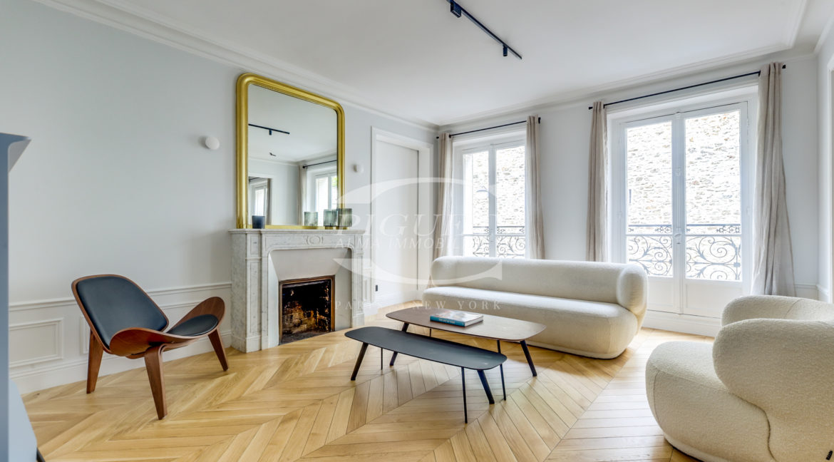 3 rue Fresnel - 75116 Paris - LOGO - 7