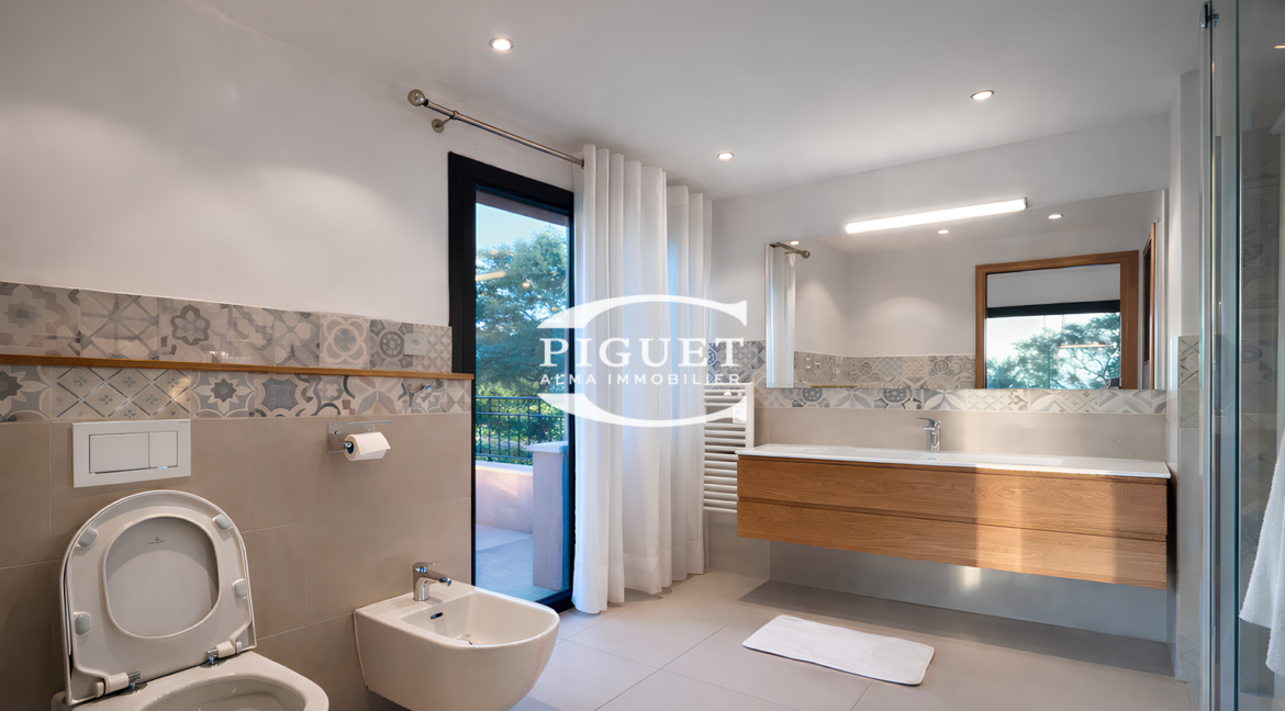 16 - Chambre 1-2-3 salle de bains