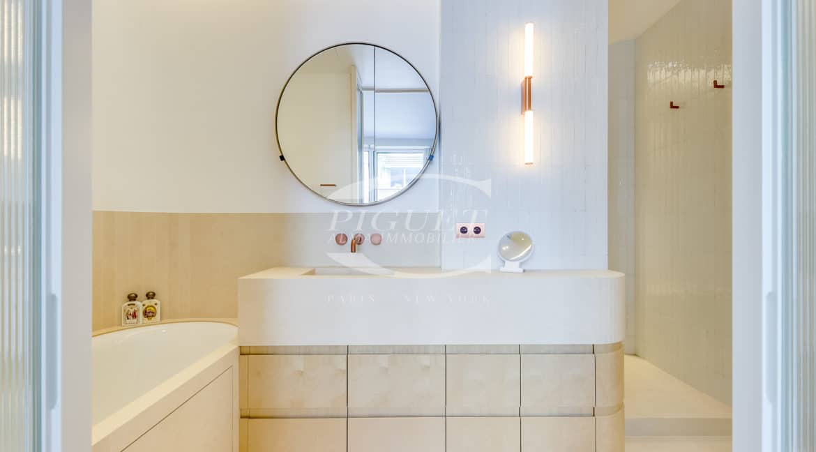 7 rue de la Chaise - 75007 Paris - LOGO - 7