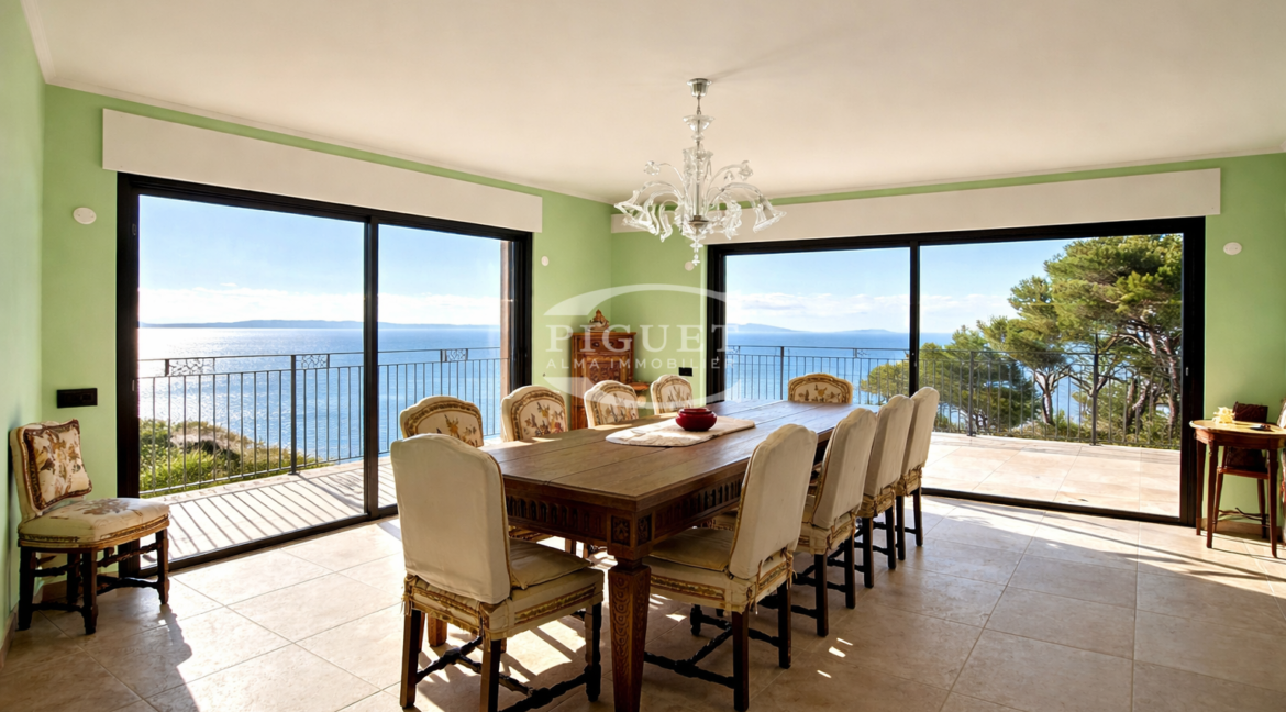 9 - Salle à manger 1