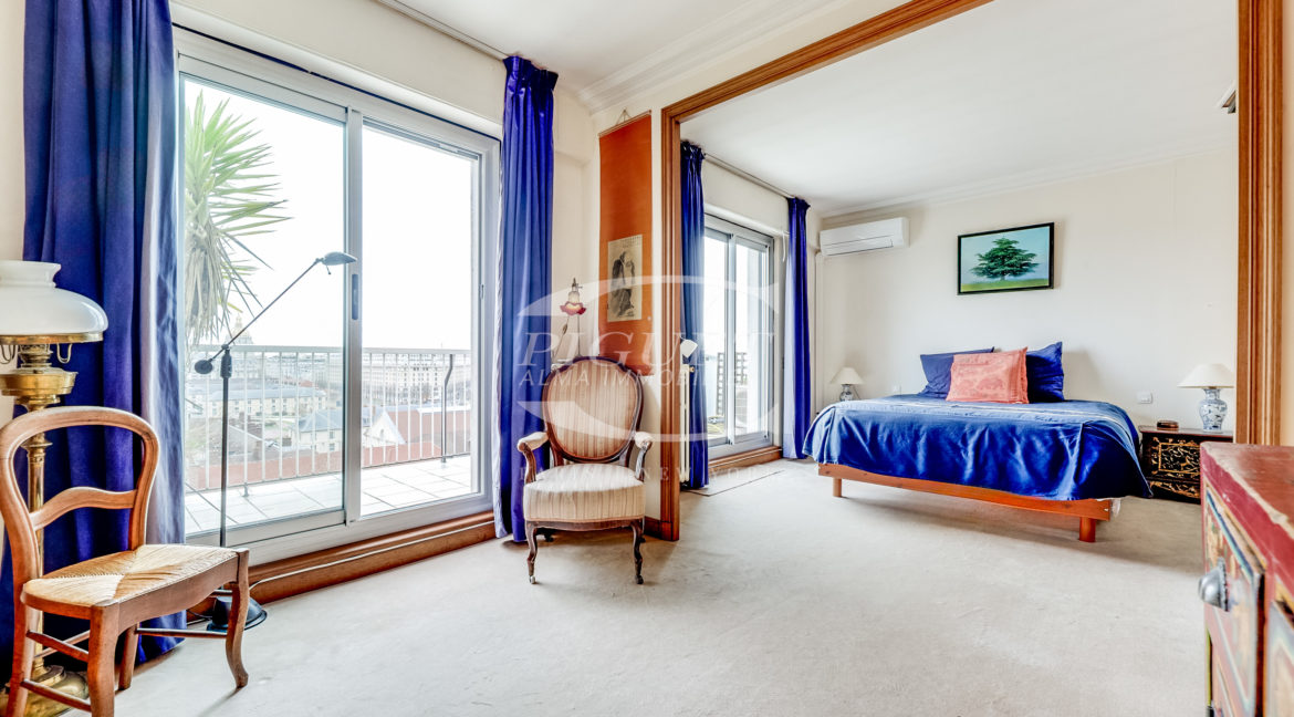 96 av de Suffren - 75015 Paris - LOGO - 2