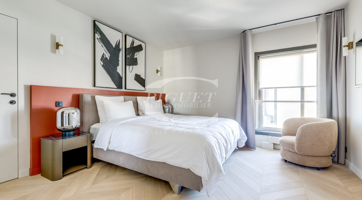57 quai de Grenelle - 75015 Paris (2) - LOGO - 2