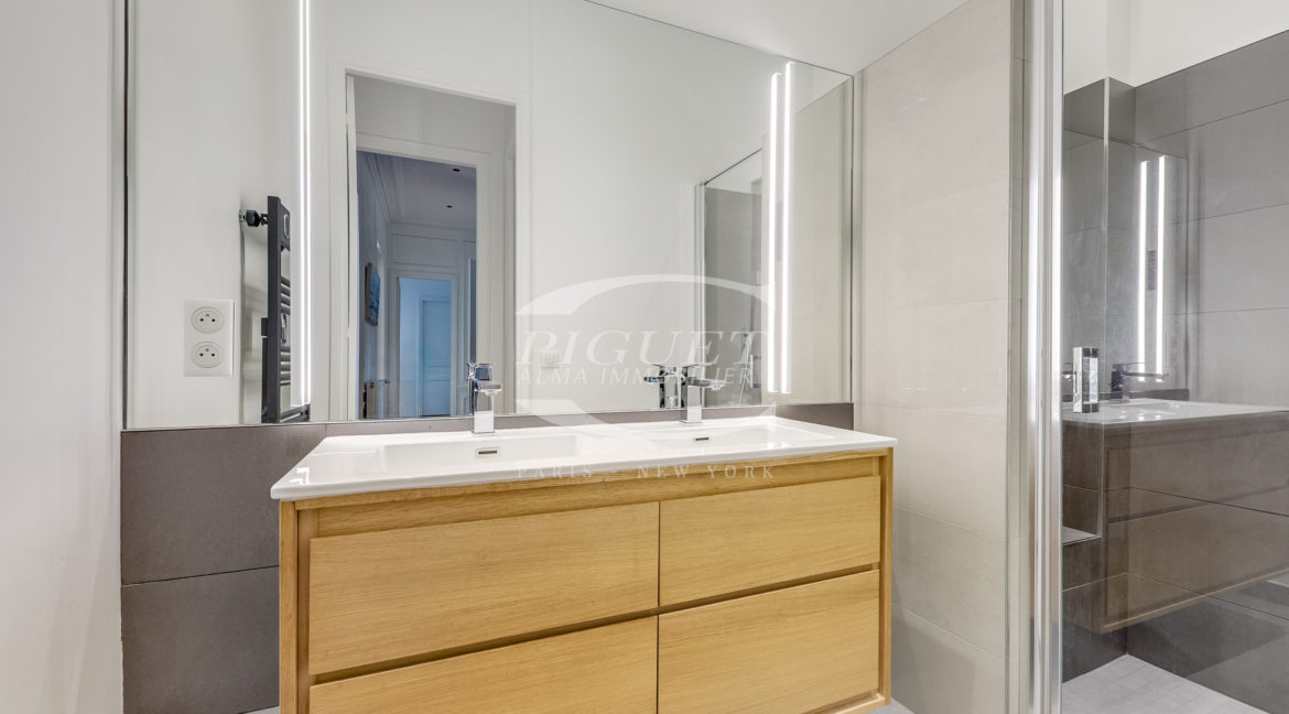 56 rue Michel Ange - 75016 Paris - LOGO - 17