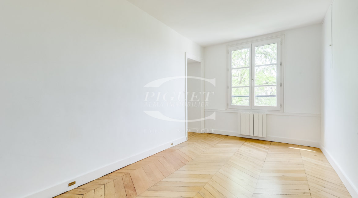 6 rue de Furstenberg - 75006 Paris - LOGO - 5