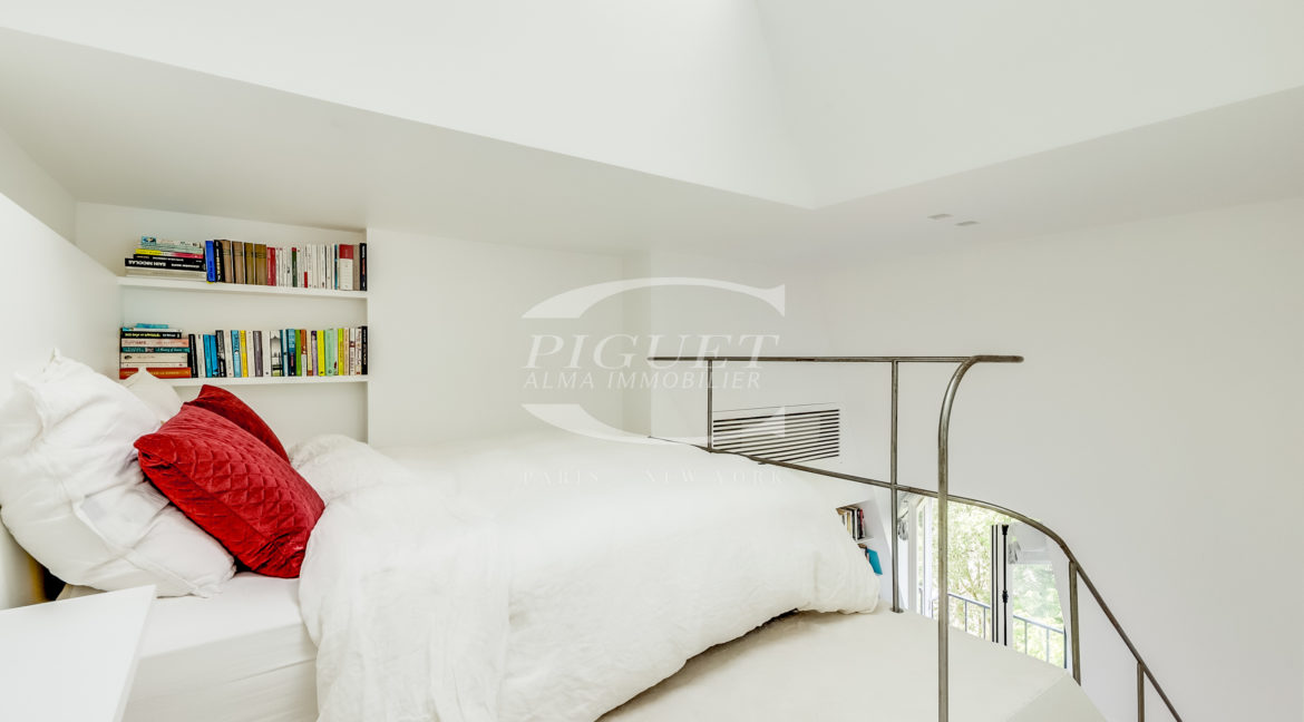 54 av de New-York - 75116 Paris - LOGO - 4