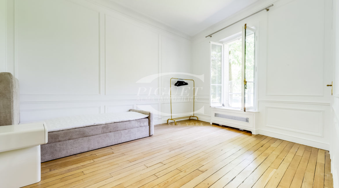 30 villa Dupont - 75116 Paris - LOGO - 13
