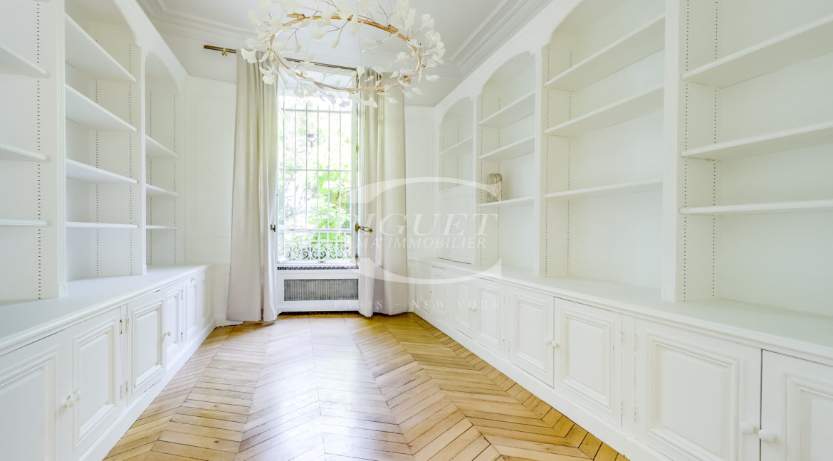 30 villa Dupont - 75116 Paris - LOGO - 19